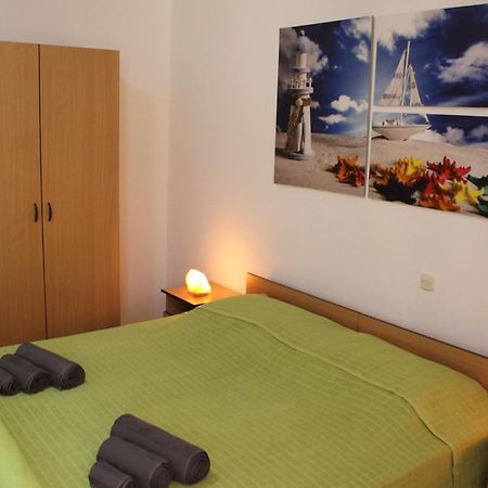 Apartments Barbati Kustići Extérieur photo