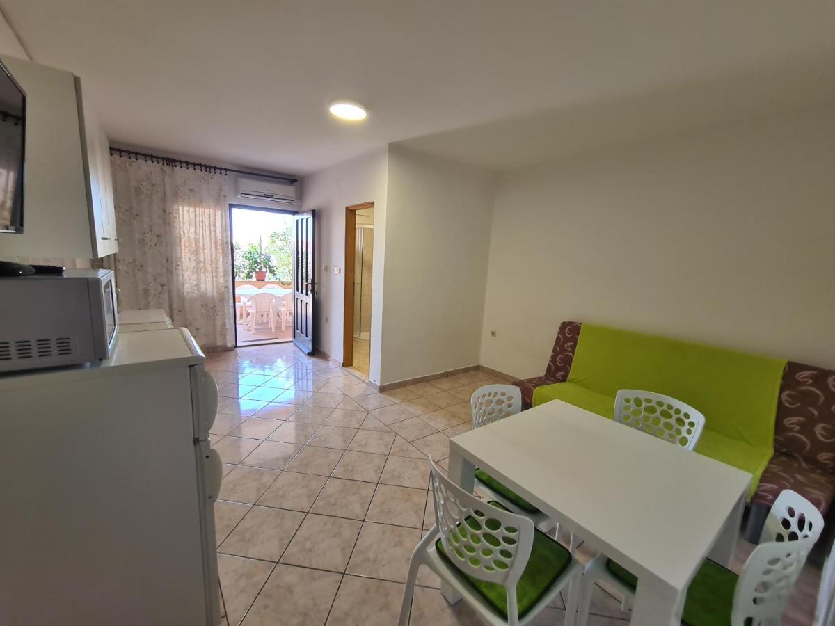 Apartments Barbati Kustići Extérieur photo