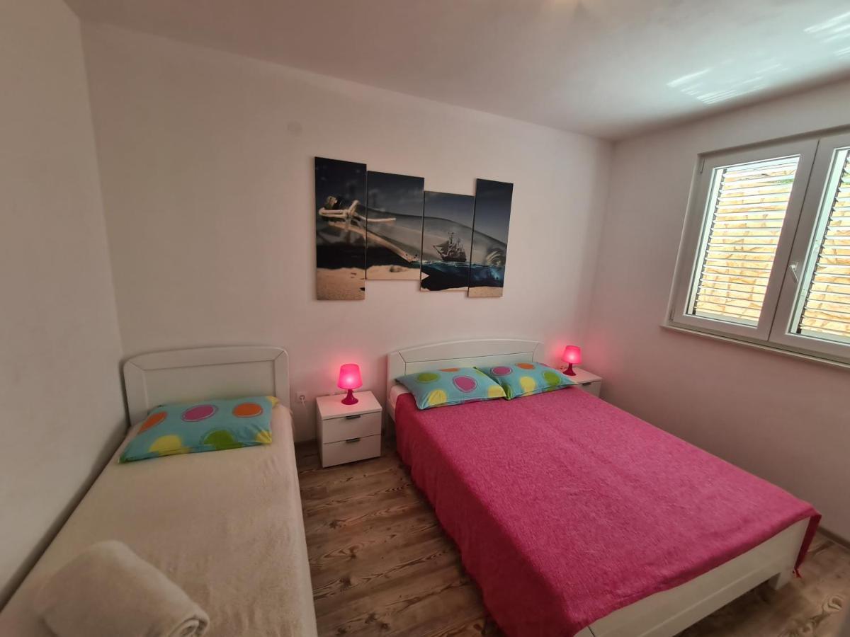 Apartments Barbati Kustići Extérieur photo