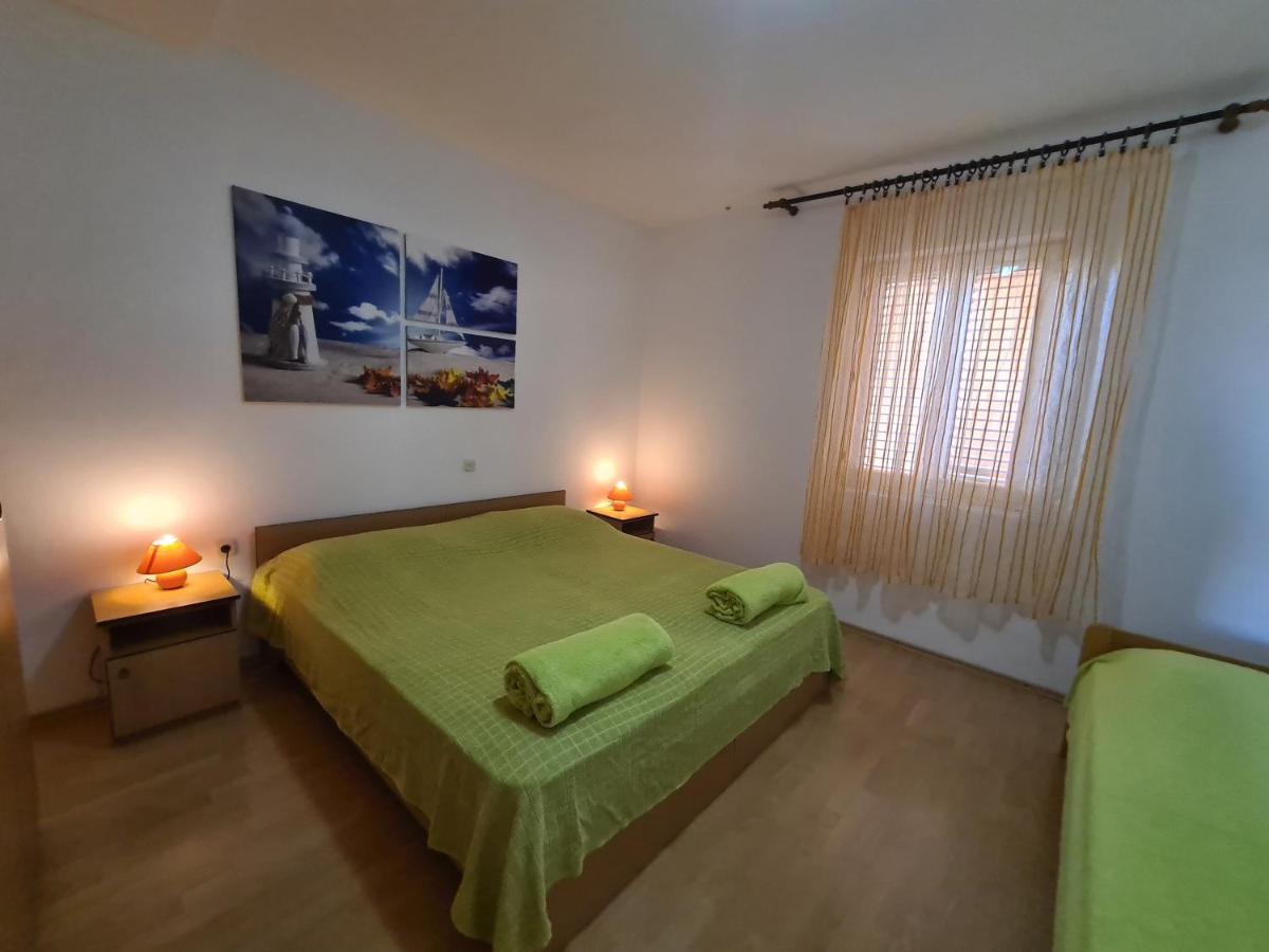 Apartments Barbati Kustići Extérieur photo