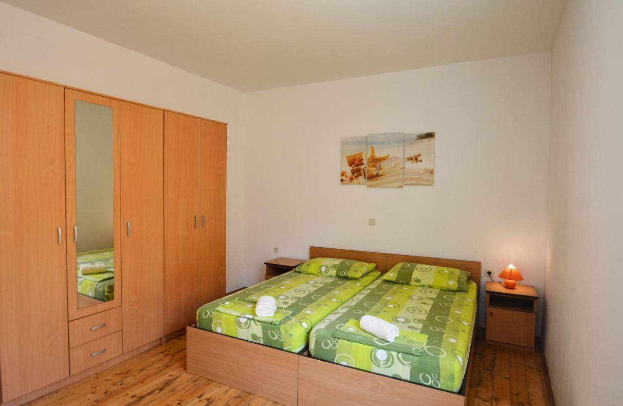 Apartments Barbati Kustići Extérieur photo